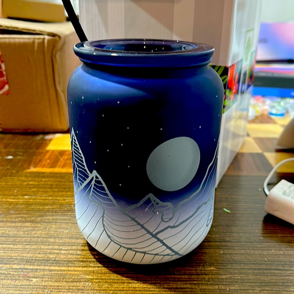 Scentsy warmer